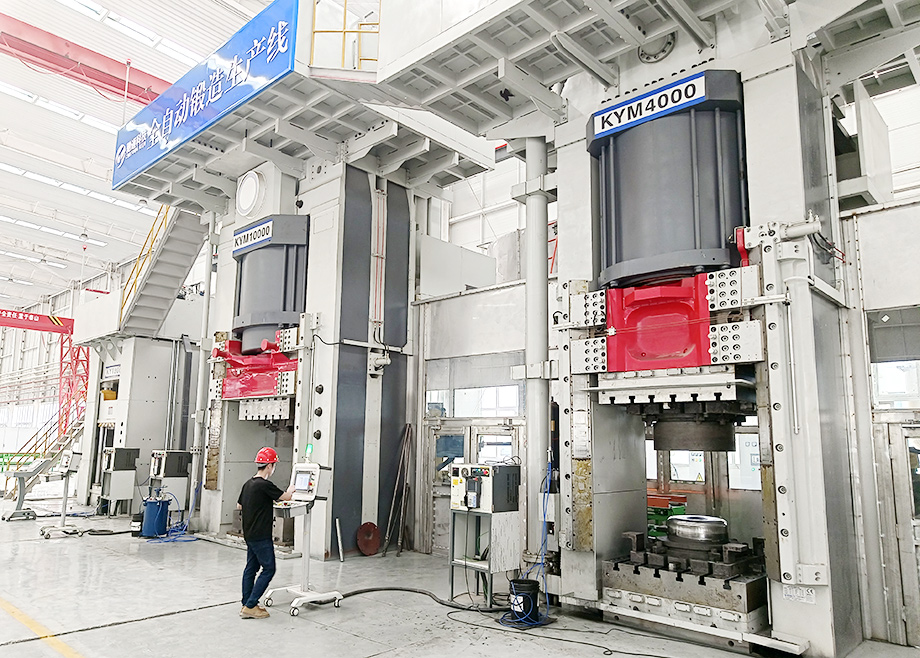 再拓发展新空间！MK（中国）一站式服务平台铝轮毂锻压机试产成功
