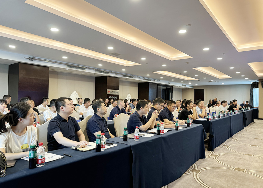 向“新”向“智”向未来！MK（中国）一站式服务平台陶机新品推介会走进山西阳城